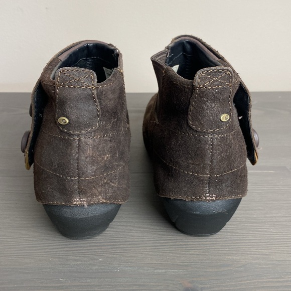 MERRELL Luxe Button Espresso Brown Suede Staple Clogs Ankle Booties Size 7 - Picture 5 of 11